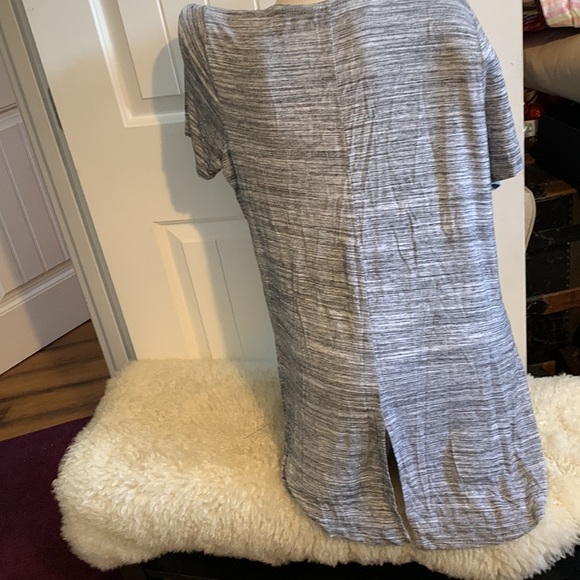 Loose fitting tee - Picture 2 of 2